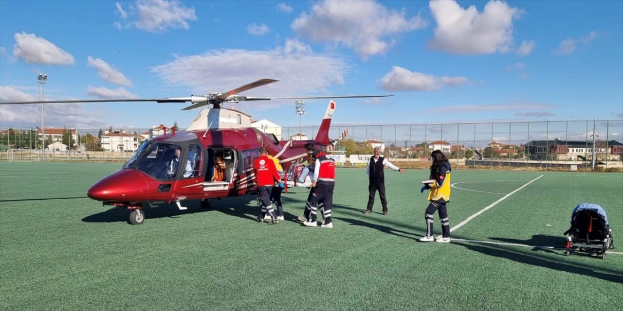 Konya'da hava ambulansı yaşlı hasta için havalandı