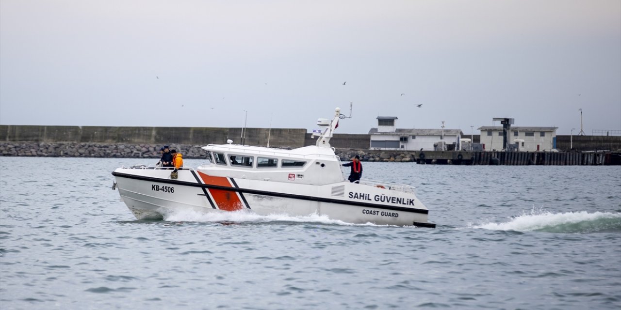 Zonguldak'ta batan geminin kayıp personellerini arama çalışmaları 7'nci gününde