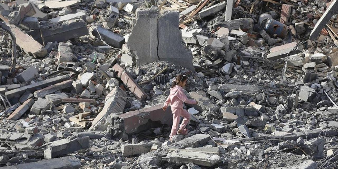 Gazze'de ölü sayısı 15 bini geçti