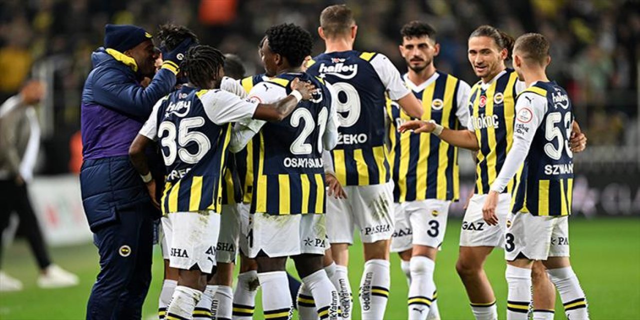 Fenerbahçe, Sivasspor'u 4 golle geçti!