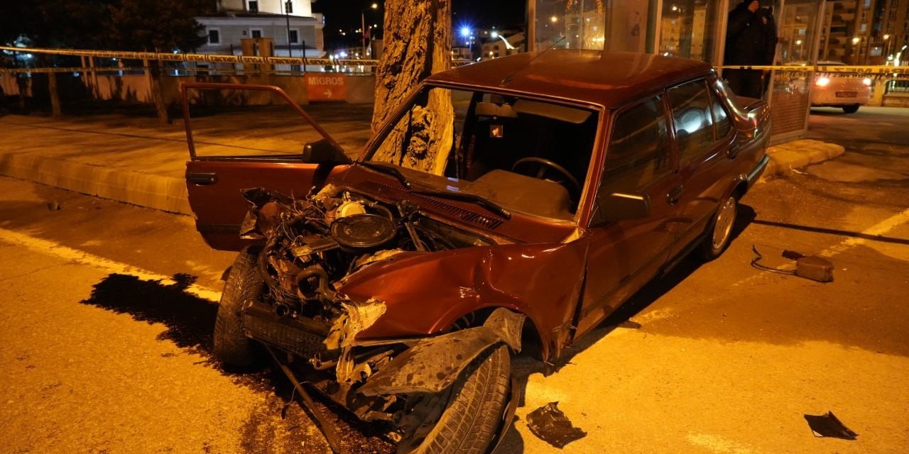 Bayburt’ta trafik kazası: Genç Umut hayatını kaybetti, 1 ağır yaralı