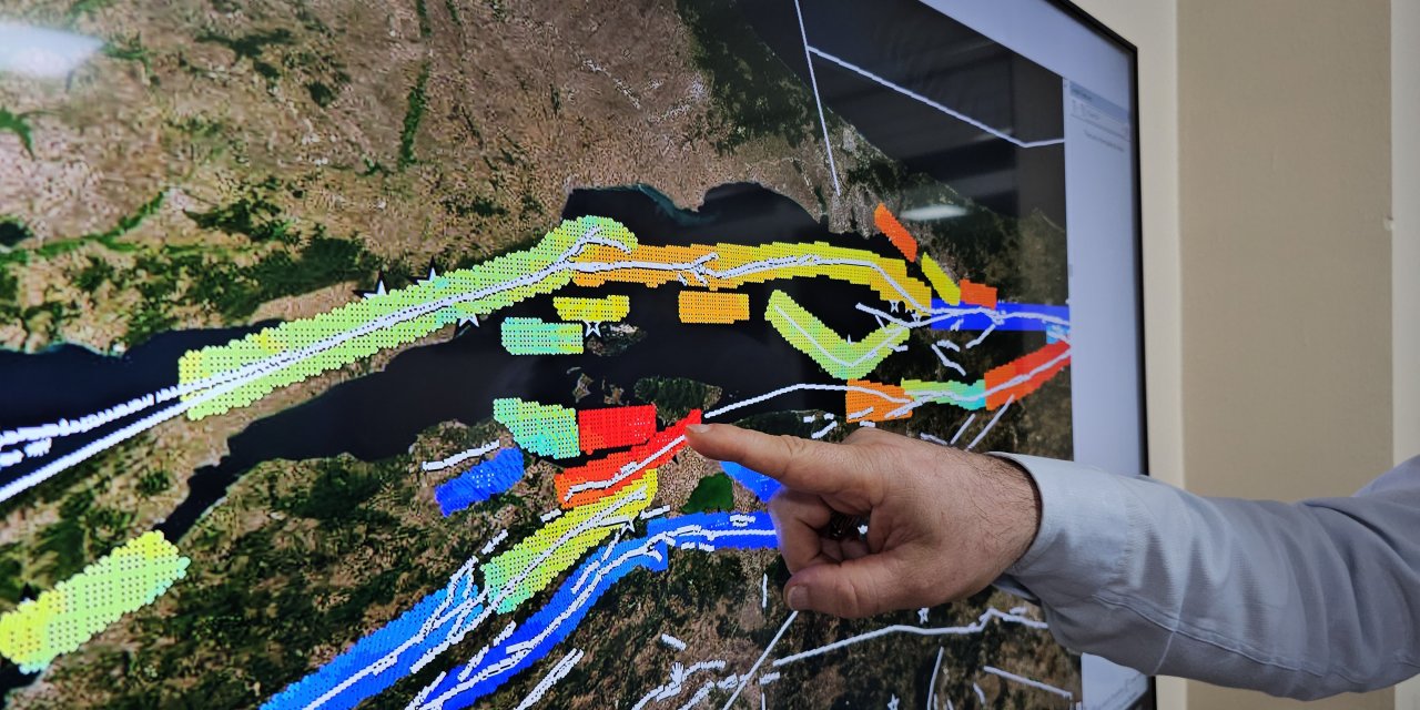 7 büyüklüğünde ve üzerinde deprem üretecek gerginlikte fayları tespit ettiler