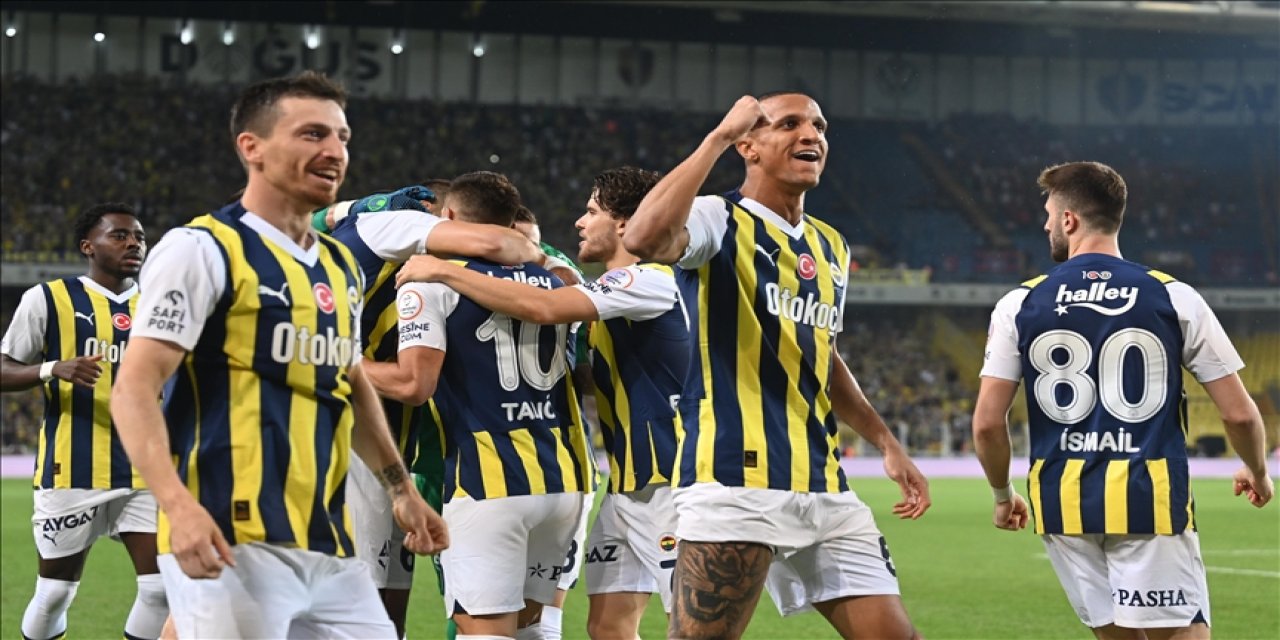 Fenerbahçe'de ayrılık rüzgarları