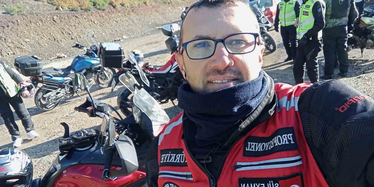 Yeni motoruyla kaza yapan tarih öğretmeni hayatını kaybetti