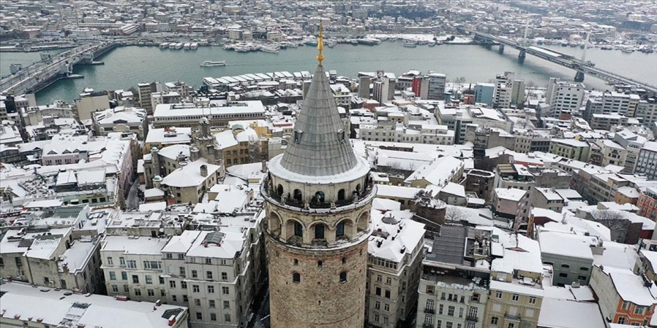 İstanbul'a uyarı! Kutup soğuklarıyla beraber kar yağışı geliyor
