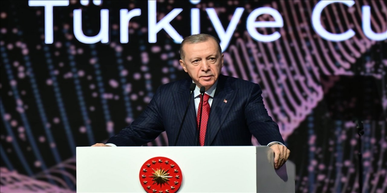 Cumhurbaşkanı Erdoğan: Mücadelemizi zafere ulaştıracağız
