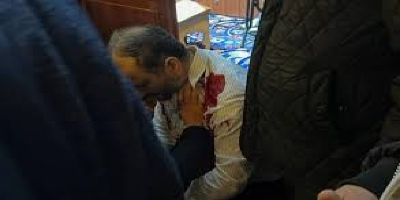 Fatih Camii imamı cami içerisinde bıçaklı saldırıya uğradı