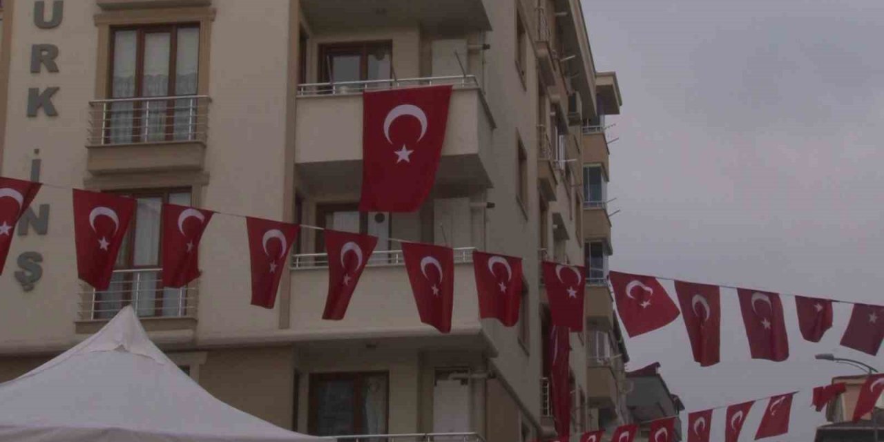 Pençe-Kilit Harekatı’nda şehit düşen Ahmet Köroğlu’nun akrabası: "Aynı aileden ikinci şehidimiz"