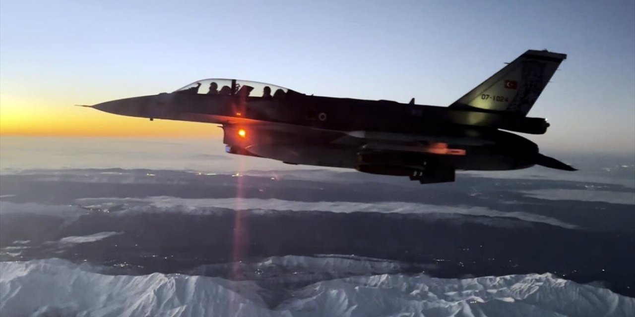 Irak ve Suriye'nin kuzeyine hava harekatı: 24 hedef imha edildi