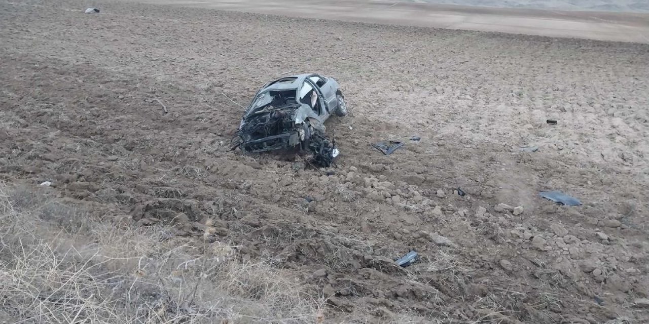 Nikahına giderken kazada öldü