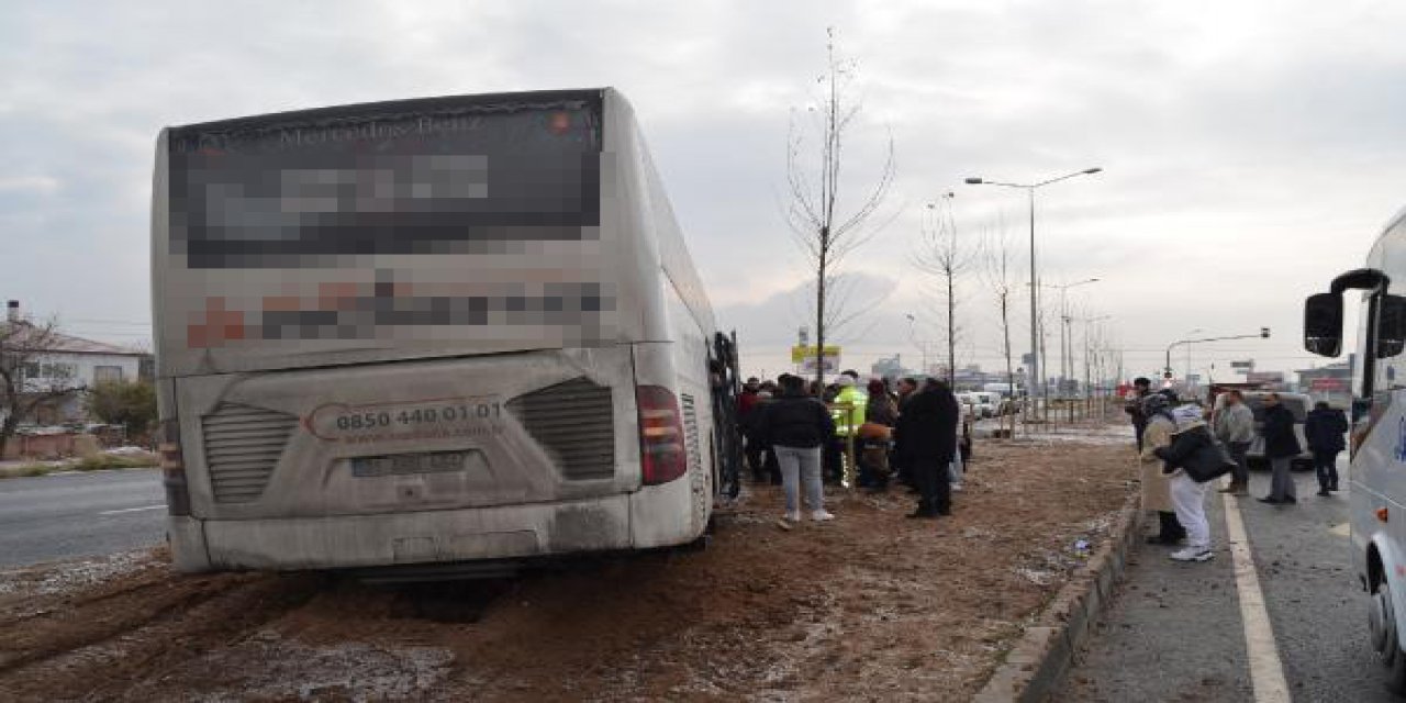 Yolcu otobüsü kaza yaptı, sürücü ehliyetsiz çıktı