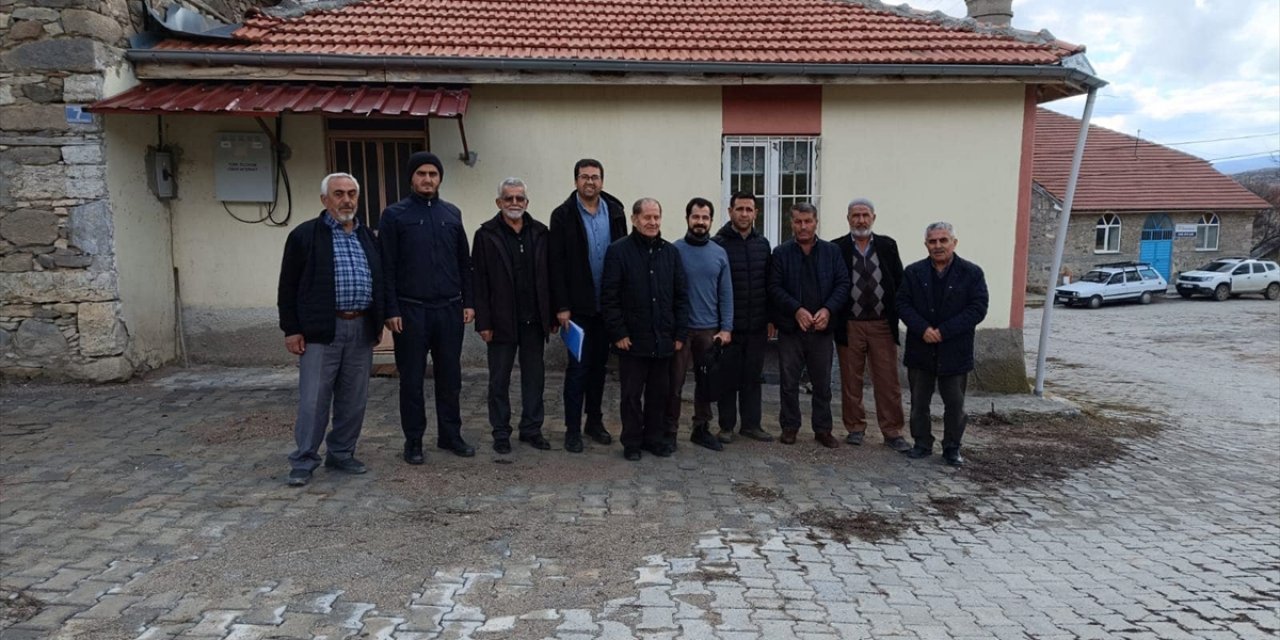 Konya Beyşehir'de çiftçi eğitim toplantıları sürüyor