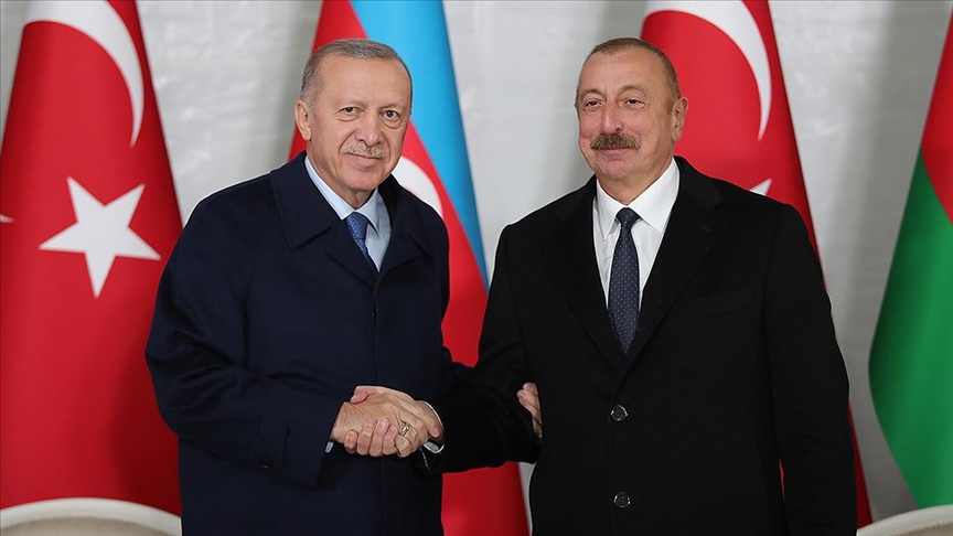 Cumhurbaşkanı Aliyev, Cumhurbaşkanı Erdoğan'ın gününü kutladı