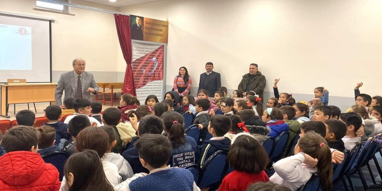 Konya'da ilkokul öğrencilerine Türk havacılığı anlatıldı