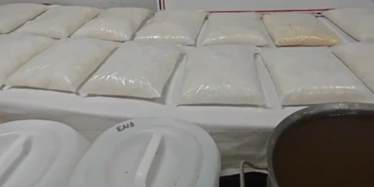 'Narkoçelik-4' operasyonlarında 1 ton uyuşturucu ele geçirildi