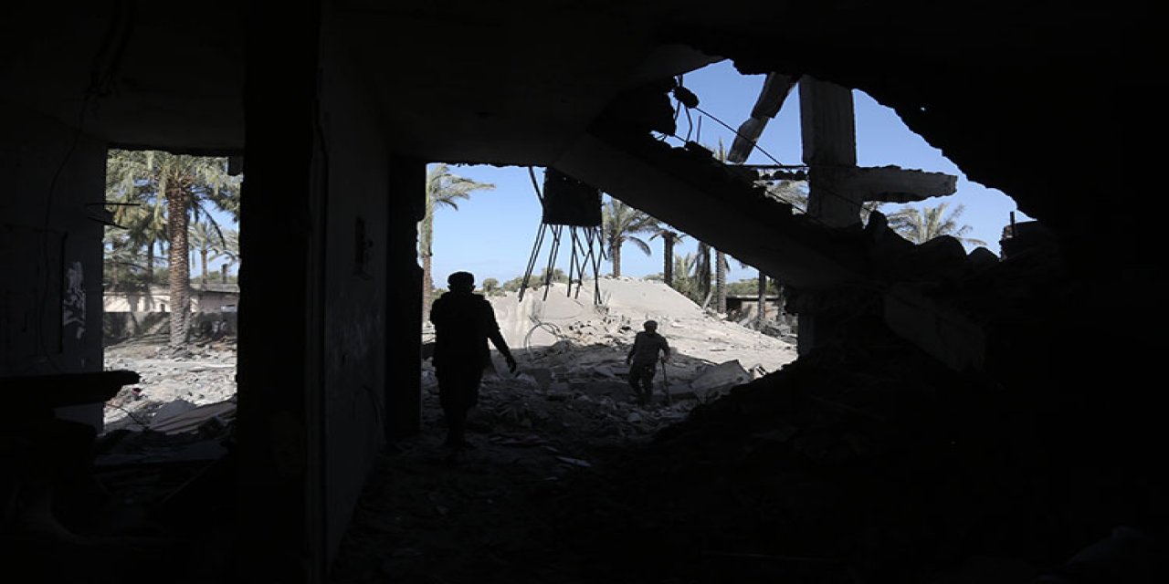Alçaklık sürüyor! Gazze Şeridi'nde bir ev hedef alındı 36 Filistinli öldürüldü