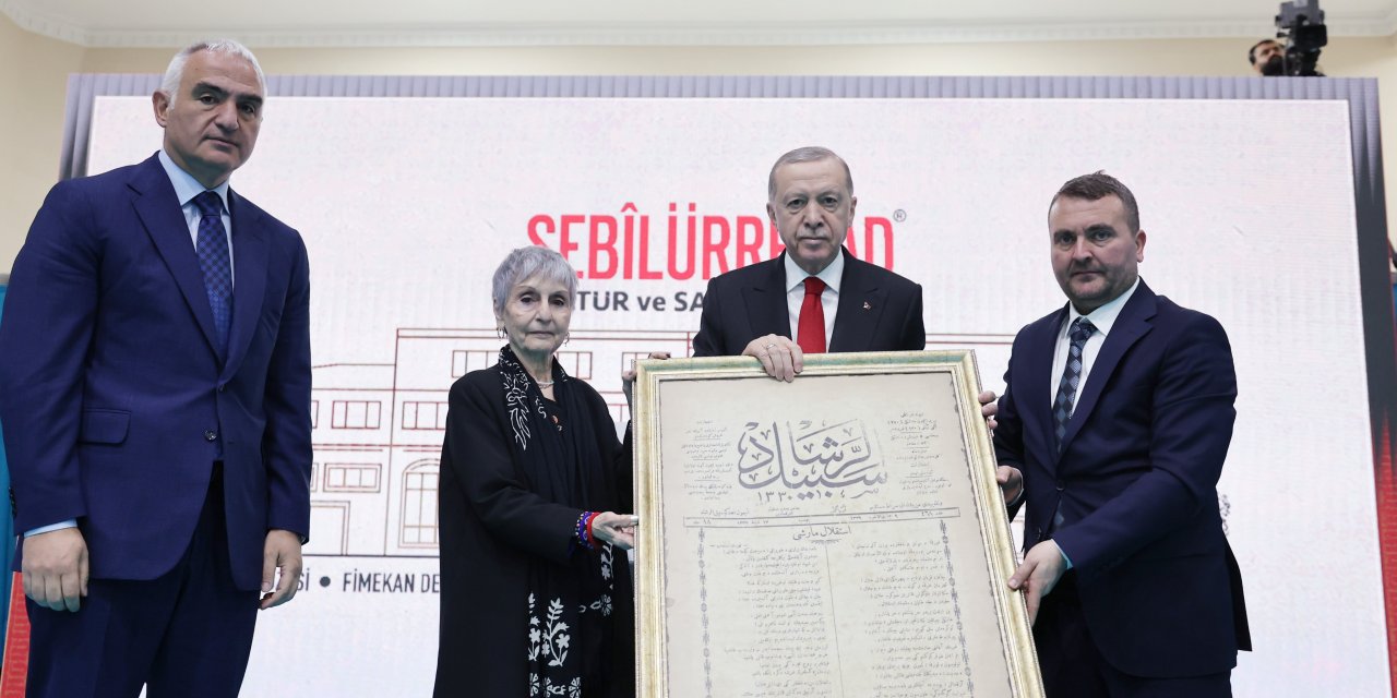 Erdoğan: Asım'ın neslini yaşatmak için daha çok çalışmalıyız