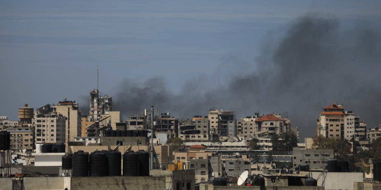 DSÖ: İsrail'in Gazze'deki Aksa Şehitleri Hastanesi'ne saldırısında 4 kişi öldü