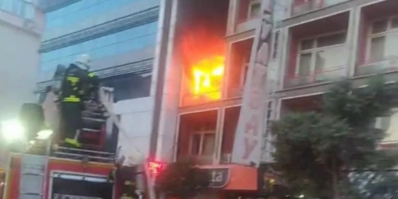 Isparta’da 4 katlı otelde korkutan yangın