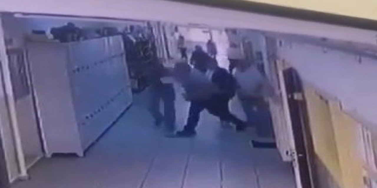 Sarıyer‘de okul koridorunda kadın öğretmene yumruklu saldırı