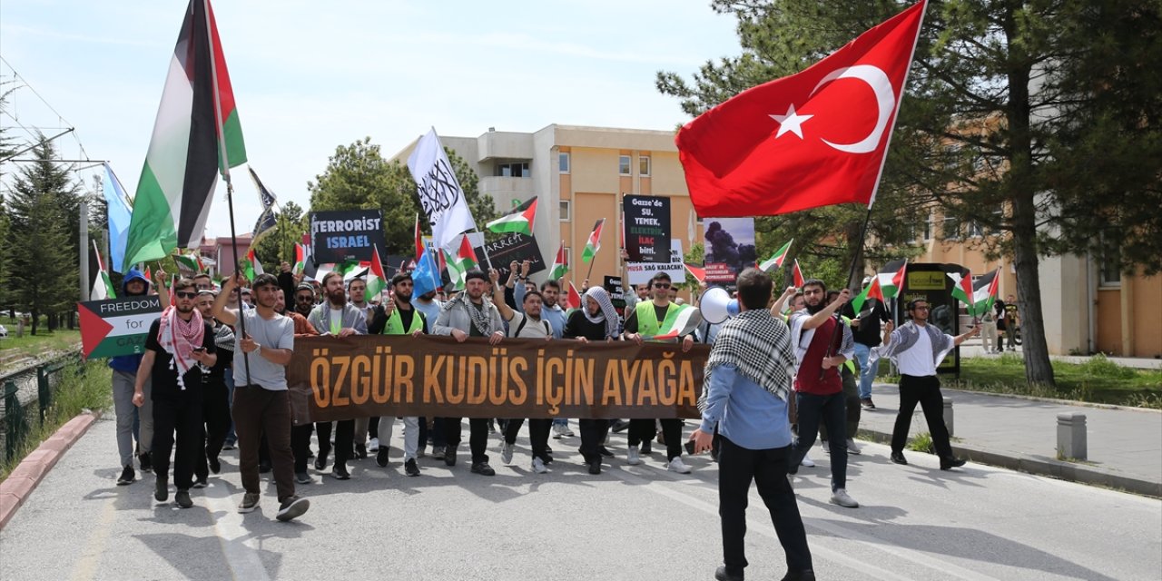 Konya'da üniversite öğrencilerinden İsrail'e tepki