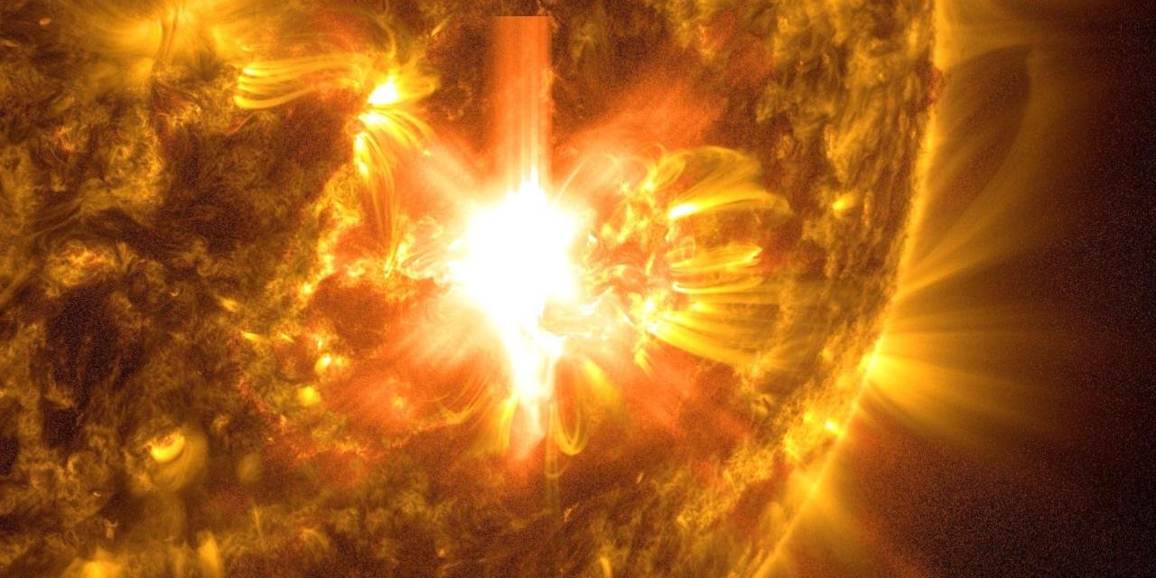 NASA yayınladı! Güneşte dev patlama
