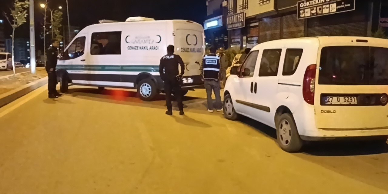 Gaziantep’te cinnet getiren şahıs dehşet saçtı: 1 ölü, 2 ağır yaralı