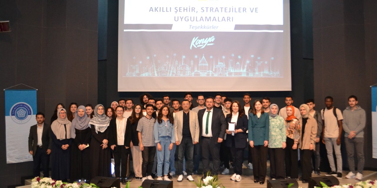Üniversite öğrencileri Akıllı Şehir Konya'yı tanıdı