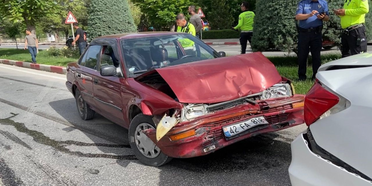 Karaman’da trafik kazası... Yaralılar var!
