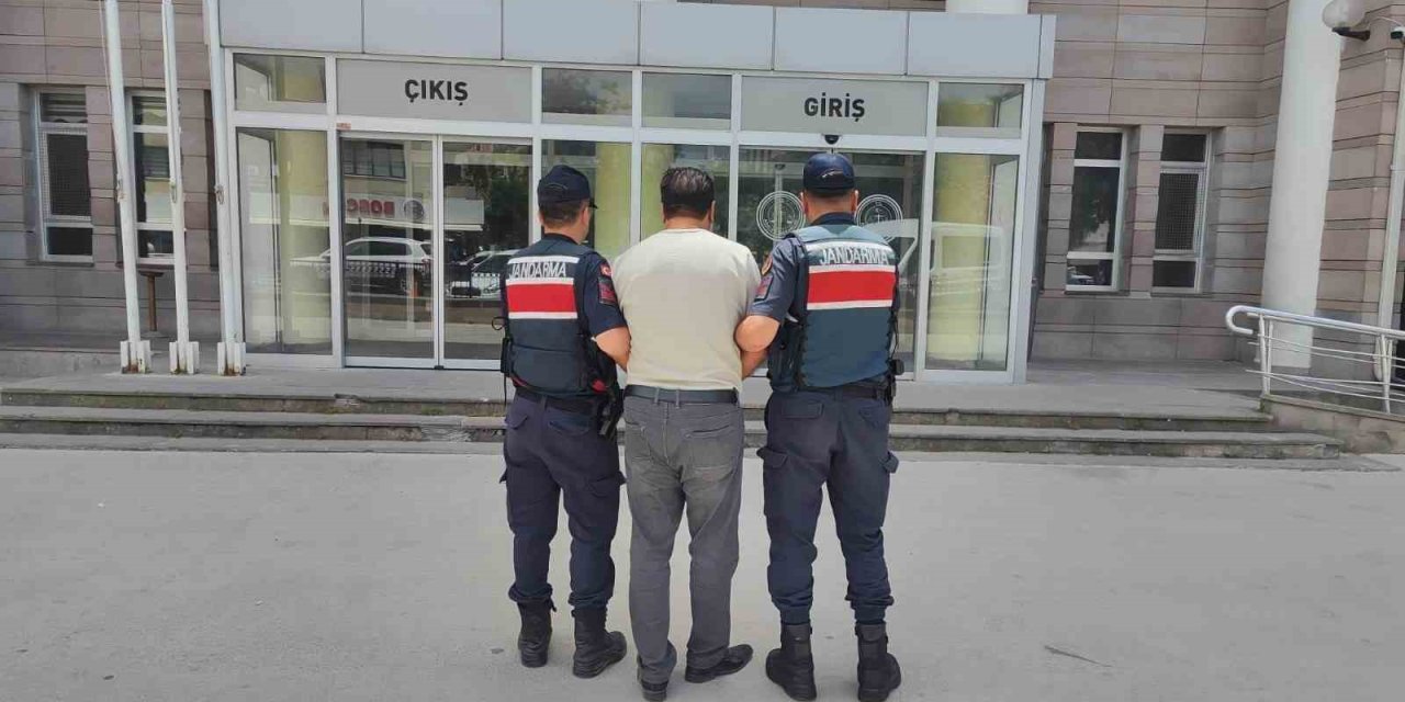 Aydın'da 4 ayrı suçtan aranan hükümlü sahte kimlikle yakalandı