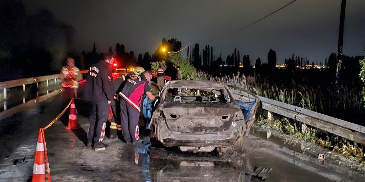 Erzincan'da kaza sonrası alev alarak yanan araçtaki 1 kişi öldü