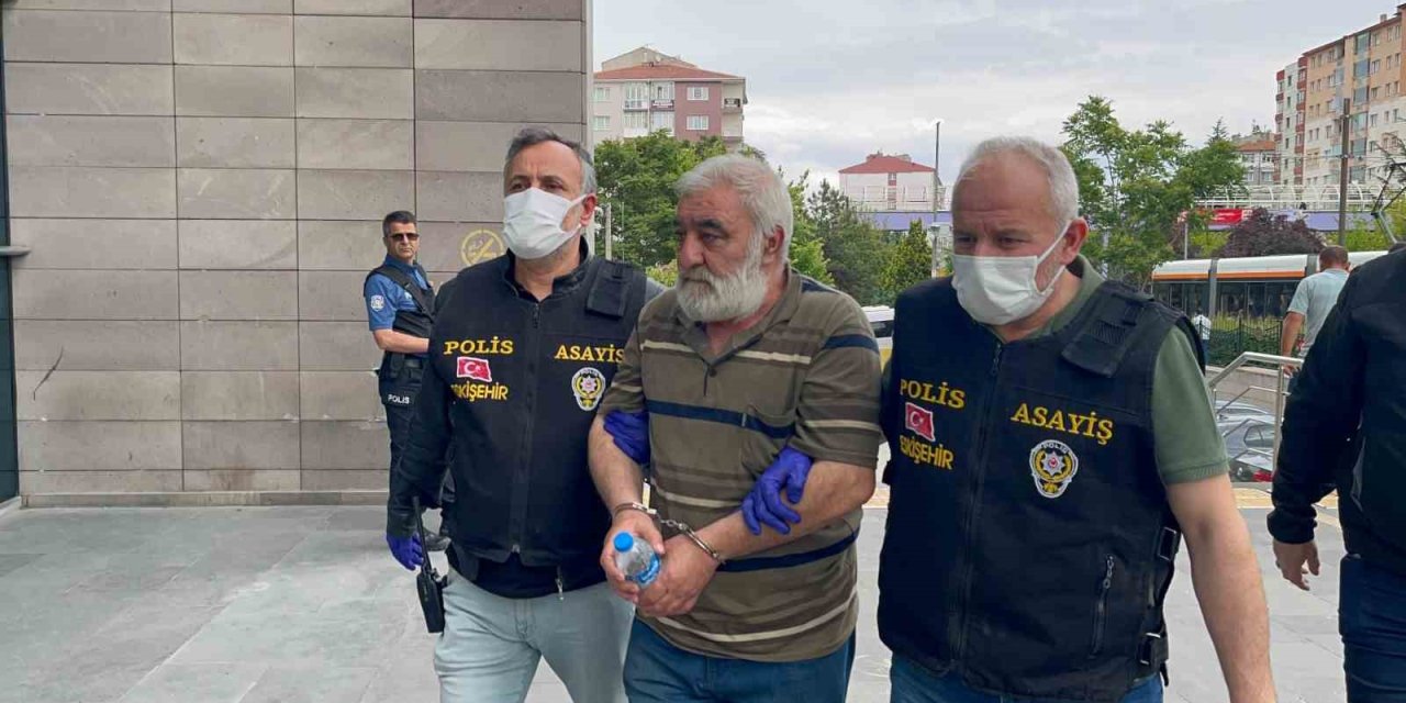 Eskişehir'de 18 yıl sonra çözülen cinayette yakın arkadaş tutuklandı