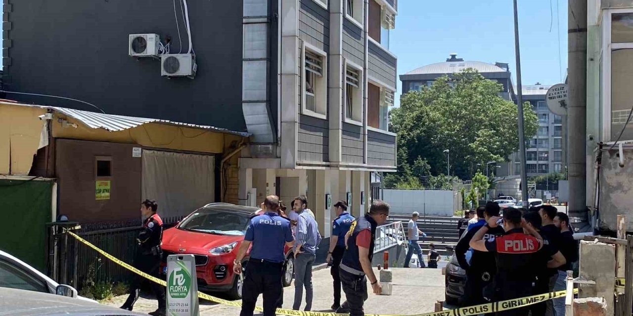 Otele el bombası atan saldırgan kamerada