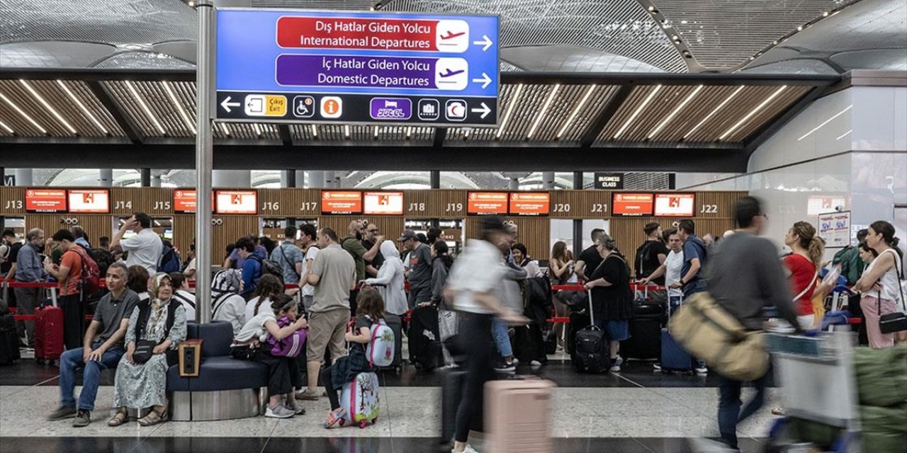 Havalimanlarında Kurban Bayramı yoğunluğu