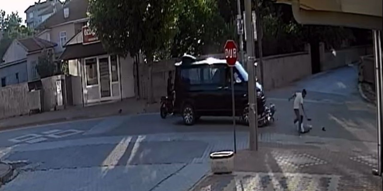 Konya'da kaza... Otomobille çarpışan motosikletten atlayarak kurtuldu