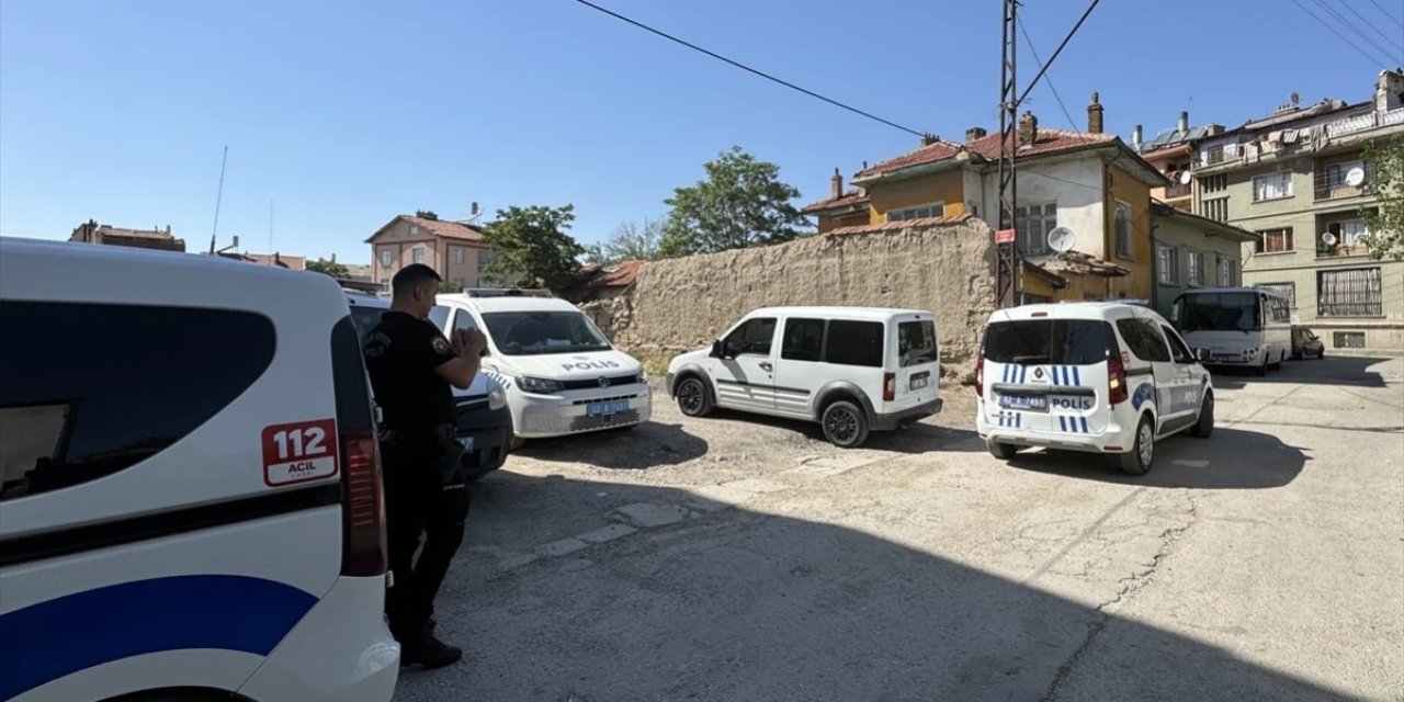 Konya'da üvey oğlunun tartıştığı genci bıçakla öldüren baba hakkında flaş gelişme