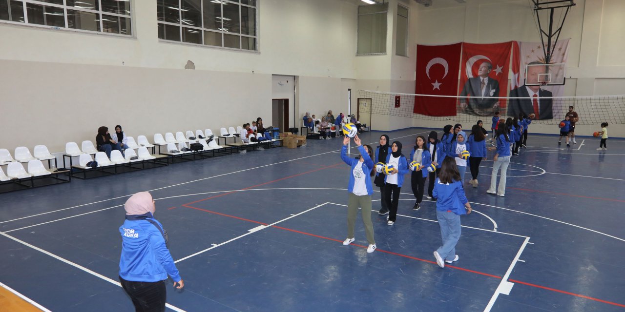 Konya Büyükşehir Yaz Spor Okulları kayıt heyecanı başladı