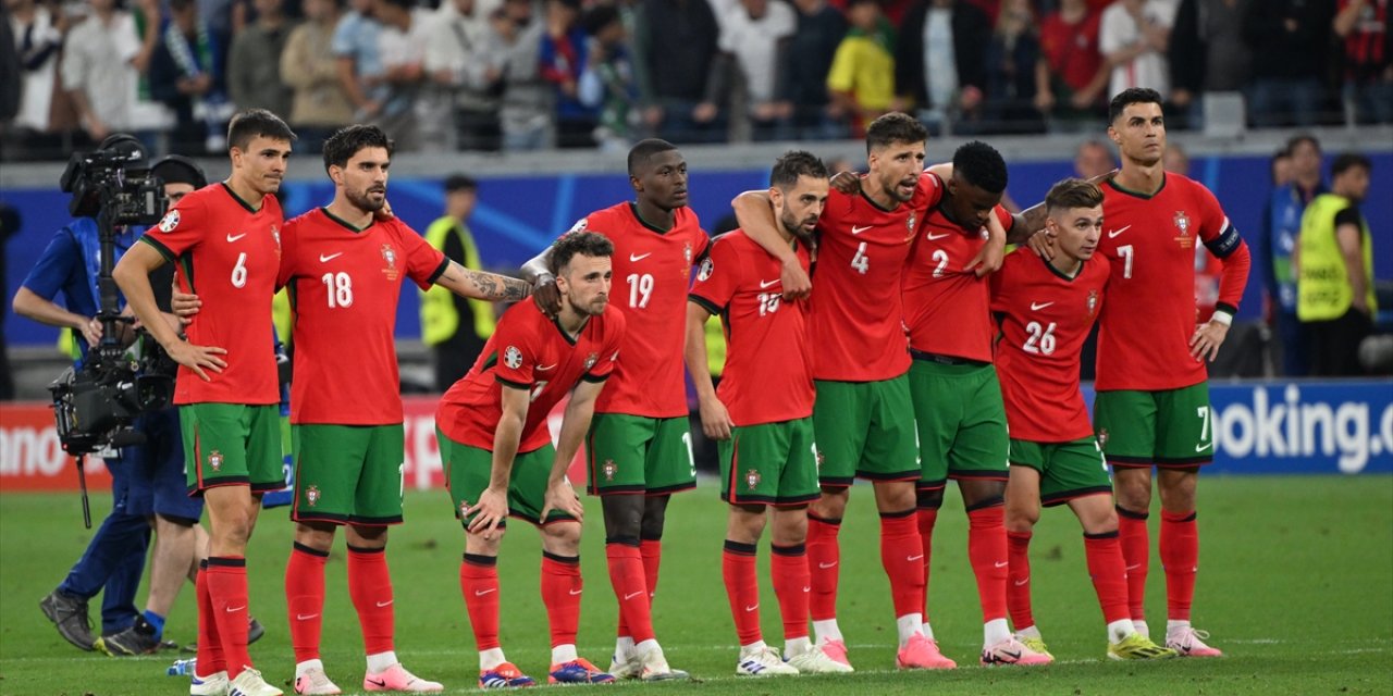 Son Dakika! Portekiz, Slovenya’yı penaltılarla geçti
