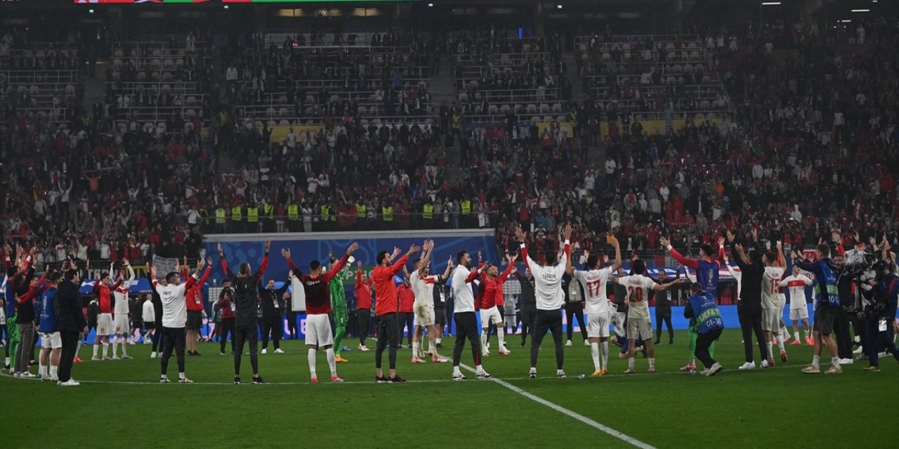 A Milli Futbol Takımı'nın 4. çeyrek final heyecanı
