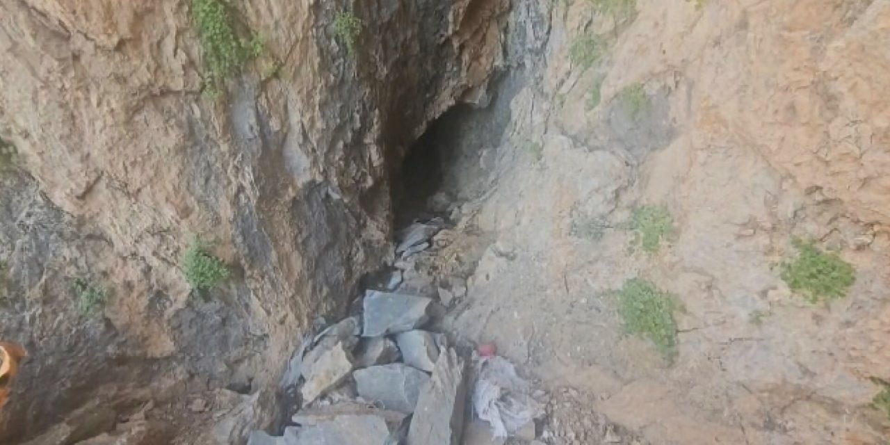 Pençe-Kilit bölgesinde 2 mağarada ele geçirildi!