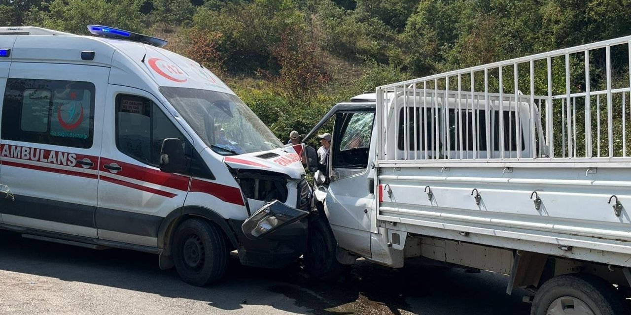 Bursa'da off-road aracı uçuruma düştü