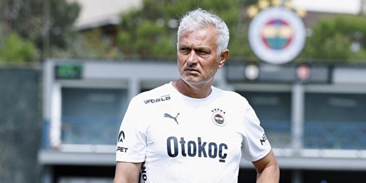 Jose Mourinho’dan Adana Demirspor maçı öncesi sürpriz karar