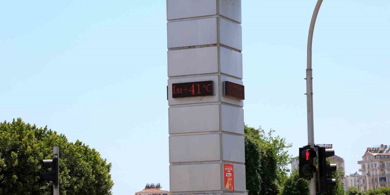 Termometreler 41 dereceyi gösterdi