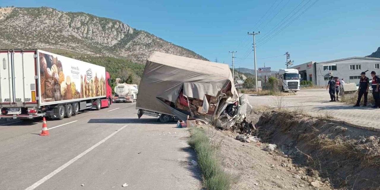 Bilecik’te trafik kazası: 1’i ağır 2 kişi yaralandı