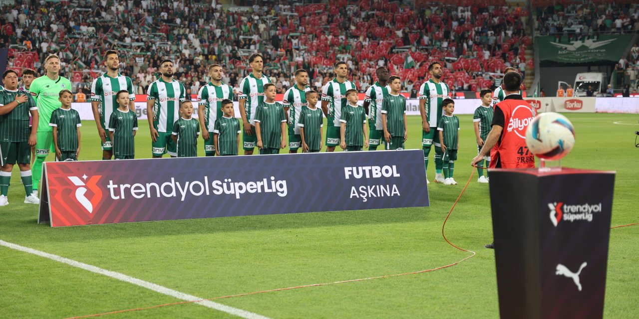 Konyaspor 2 değişiklikle başladı!