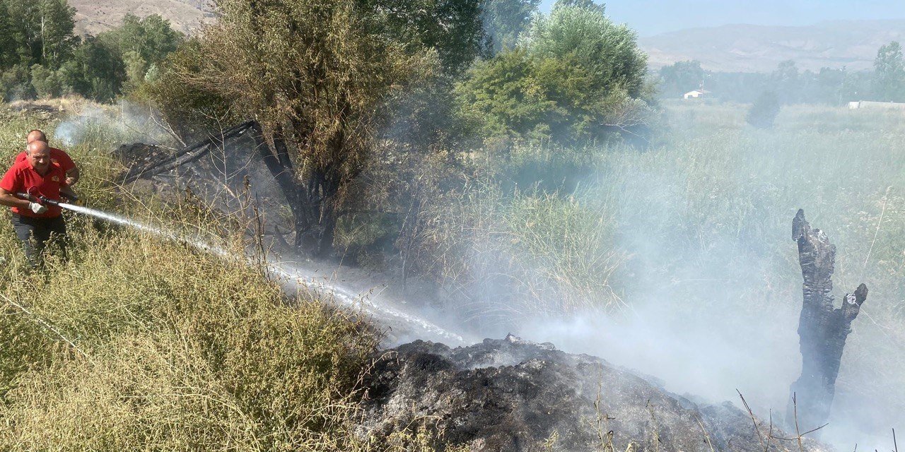 Erzincan'daki yangın büyümeden söndürüldü