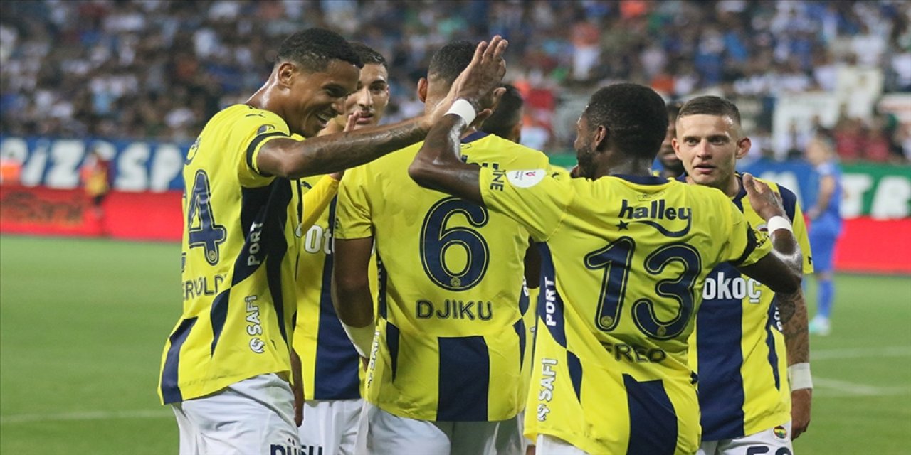 Fenerbahçe, Kadıköy'de 3 golle alev aldı