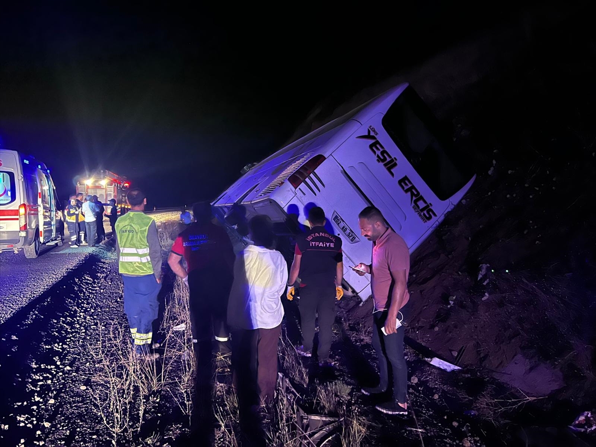 Otobüs kazaları peş peşe geldi