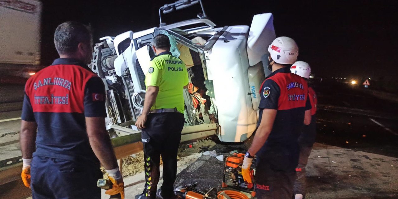 Şanlıurfa’da yakıt tankeri devrildi: 1 ölü