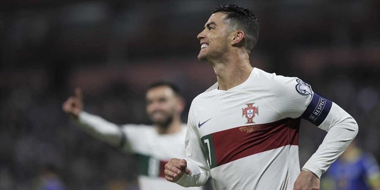 Cristiano Ronaldo, futbol tarihinde 900 gol atan ilk futbolcu oldu